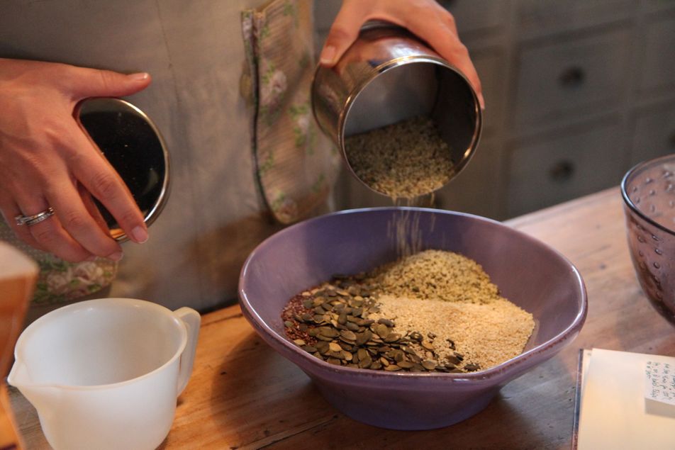 homemade crisp bread, chia seeds, pumpkin seeds, healthy snack, vegan