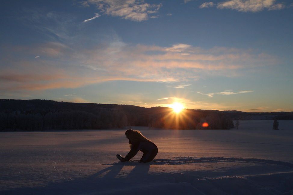 boiling water freezing weather snow winter throw sunset 